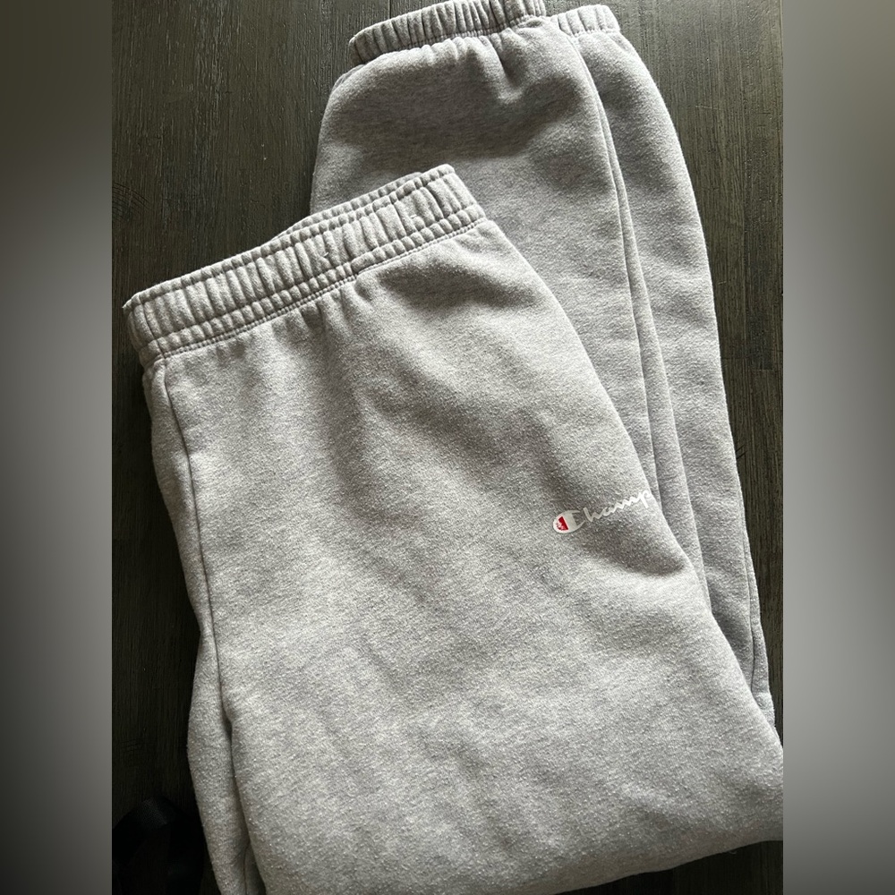 Champion Women's Gray Sweatpants - Cozy Fleece Joggers